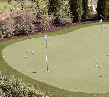 Artificial backyard putting green installed in Arkansas