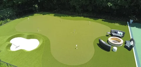 synlawn-backyard-putting-green Drone shot of putting green installed by SYNLawn Arkansas