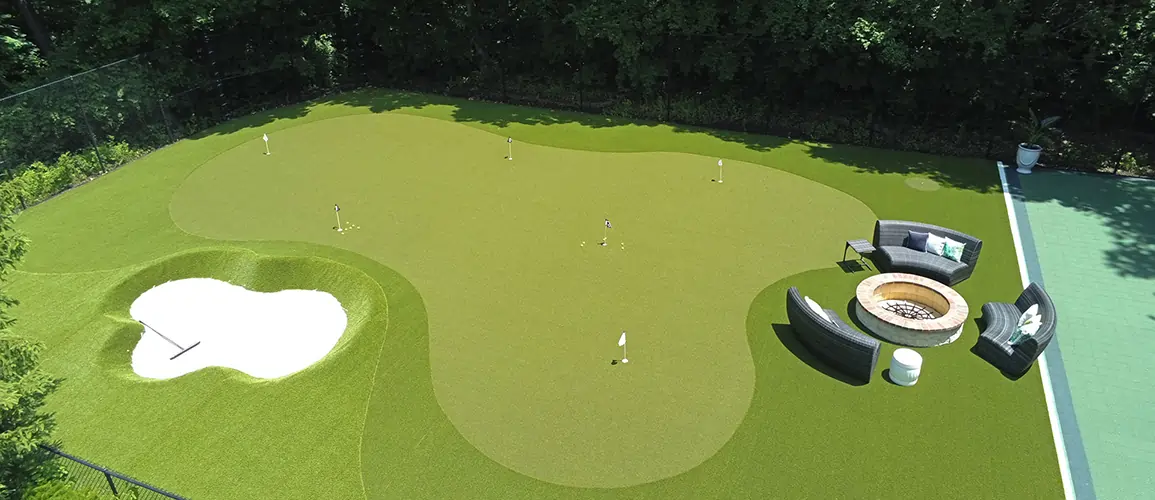Drone shot of putting green installed by SYNLawn Arkansas