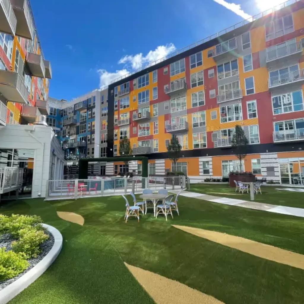 Commercial artificial grass lawn installed by SYNLawn in Little Rock, AR