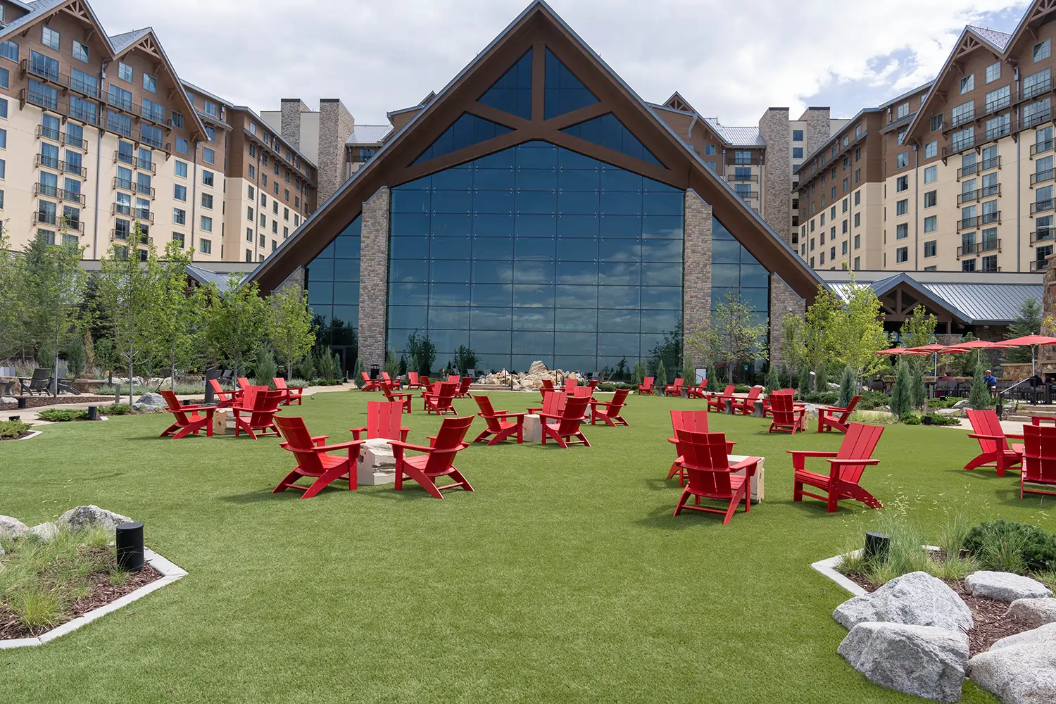 Artificial grass common area installed by SYNLawn