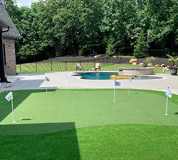 backyard-pool-area-golf-green-synlawn