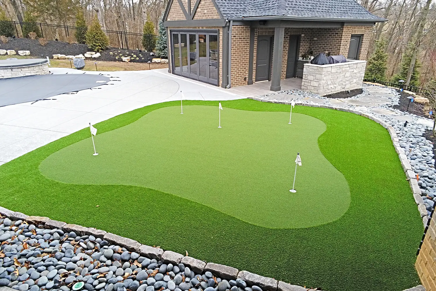 Artificial grass golf green from SYNLawn